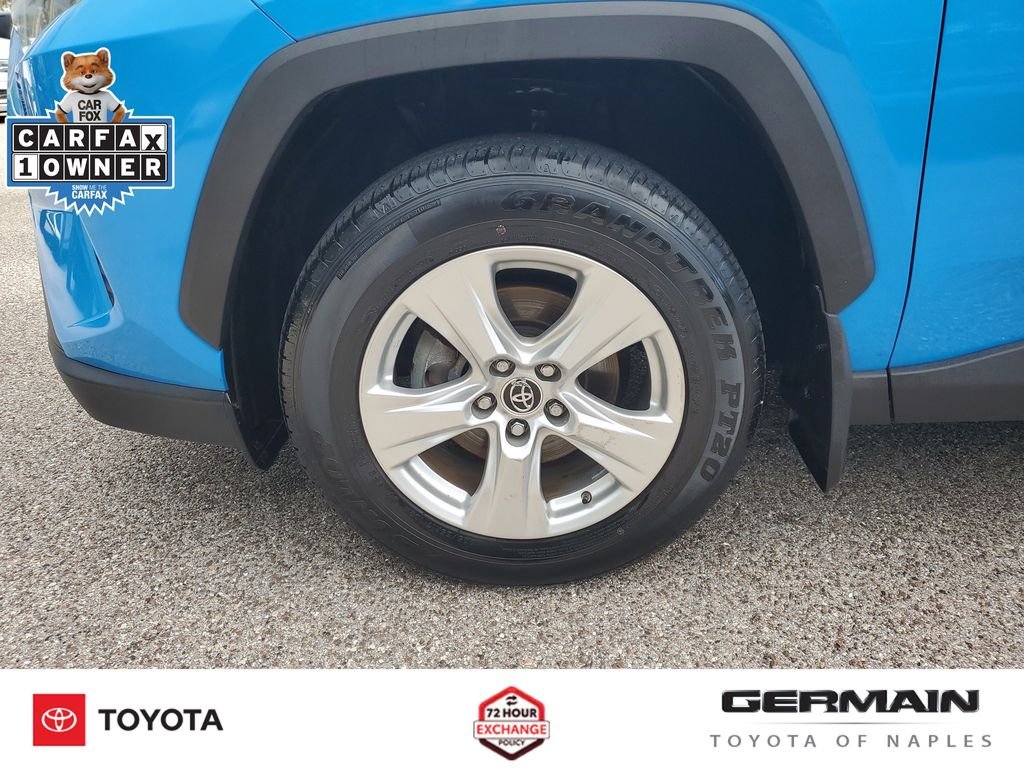 Used 2019 Blue Toyota XLE image 13
