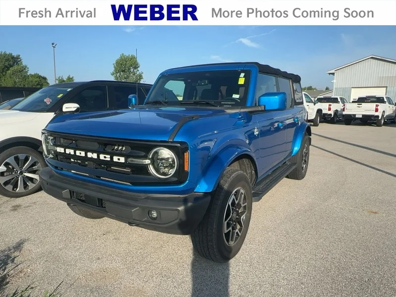 2023 Ford Bronco Outer Banks 4x4's photo