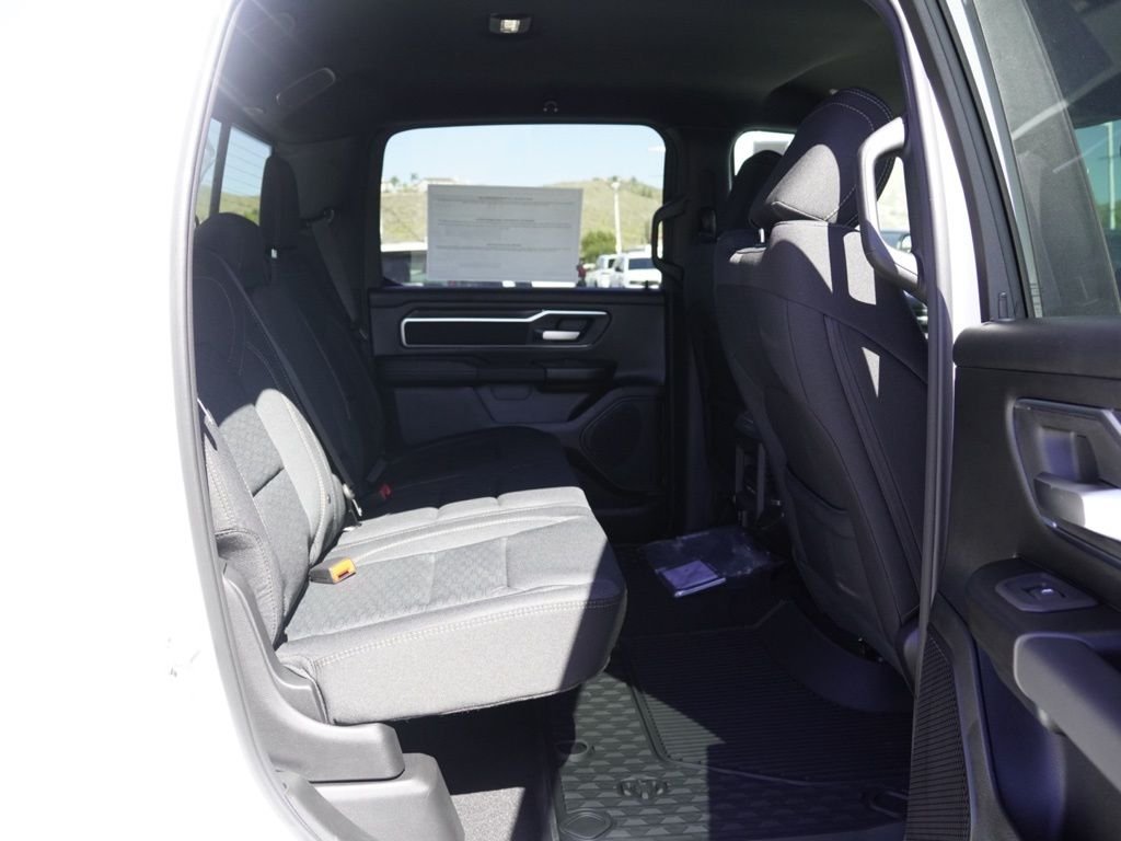 New 2026 Bright White Clear-Coat Exterior Paint RAM Big Horn/Lone Star image 22