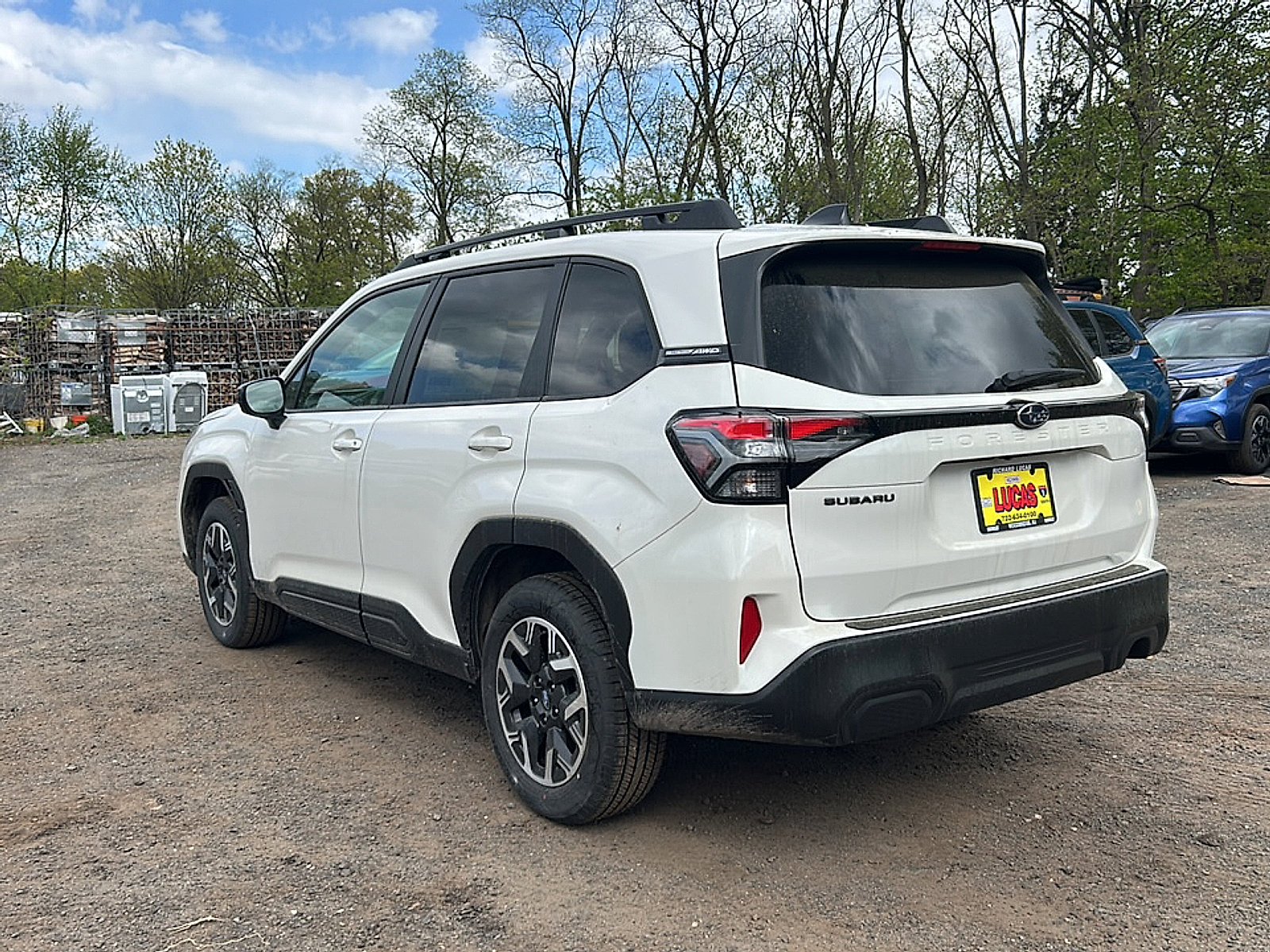 New 2026 CRYSTAL WHITE PEARL Subaru Premium image 8