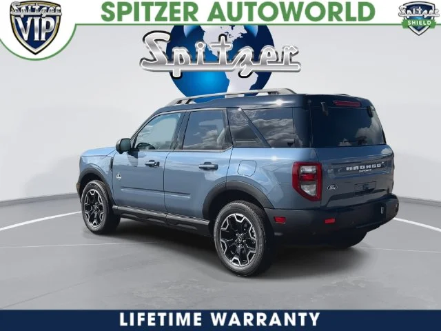New 2026 Azure Gray Metallic Tri-Coat Ford Outer Banks® image 11