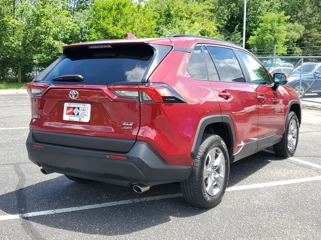 Used 2025 Red Toyota XLE image 4