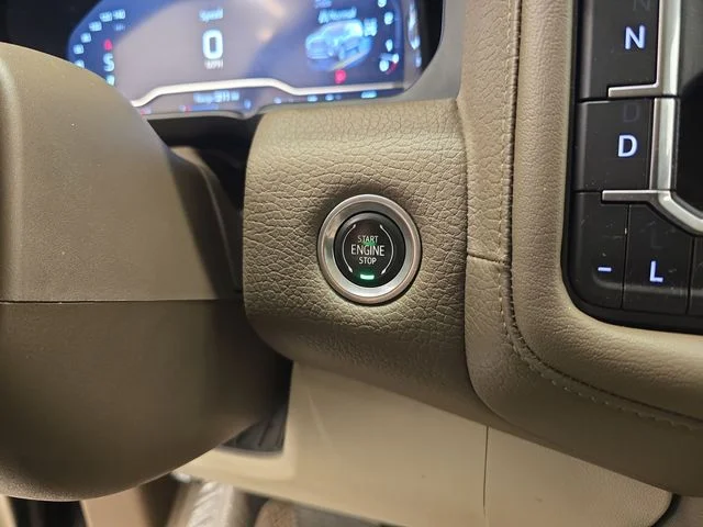 Used 2022 Onyx Black GMC Denali image 34