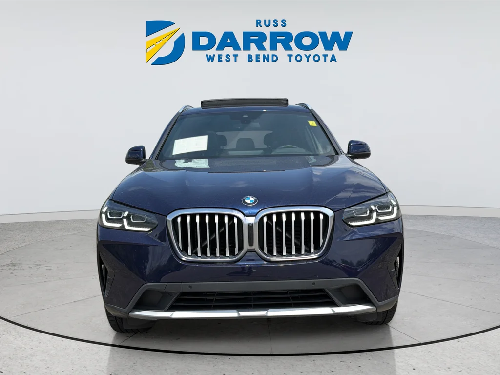 Used 2022 Blue BMW xDrive30i image 7