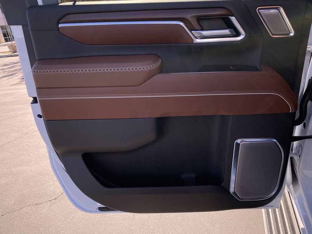 2026 GMC Sierra 3500HD Denali Ultimate - Photo 36