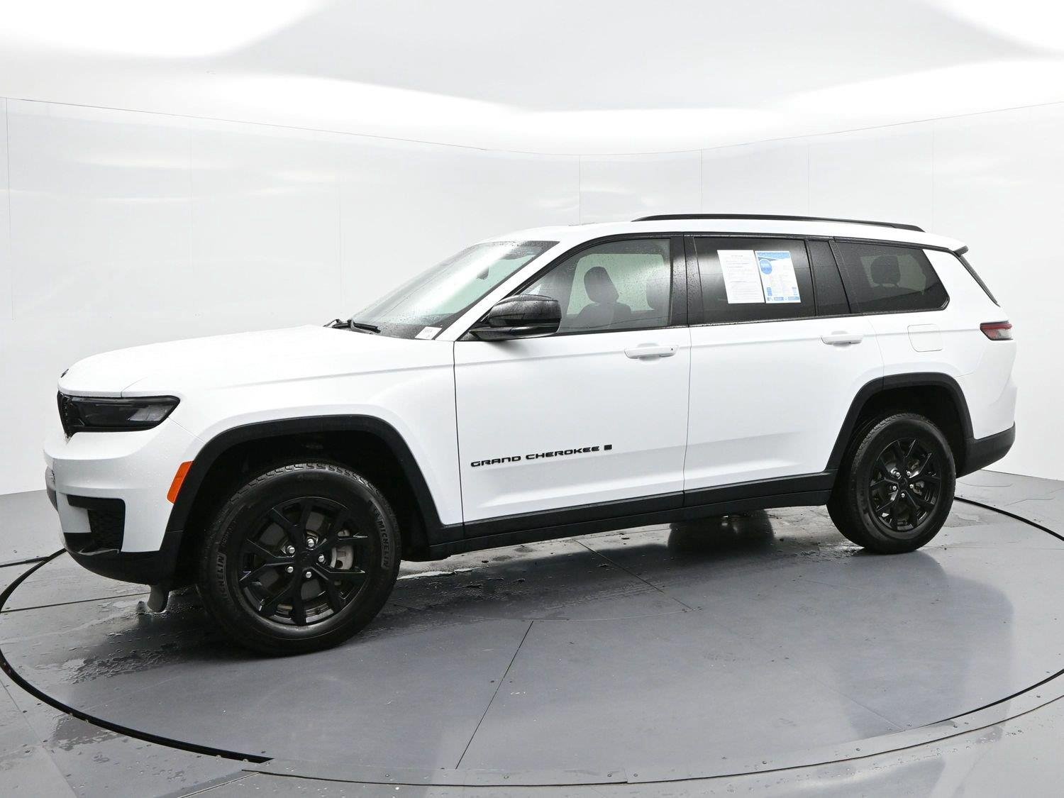 Used 2024 Bright White Clearcoat Jeep Altitude X image 3
