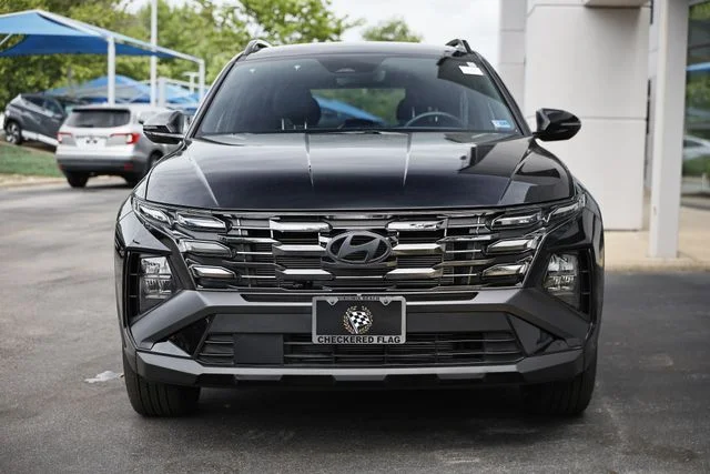 Used 2025 Phantom Black Hyundai XRT image 14
