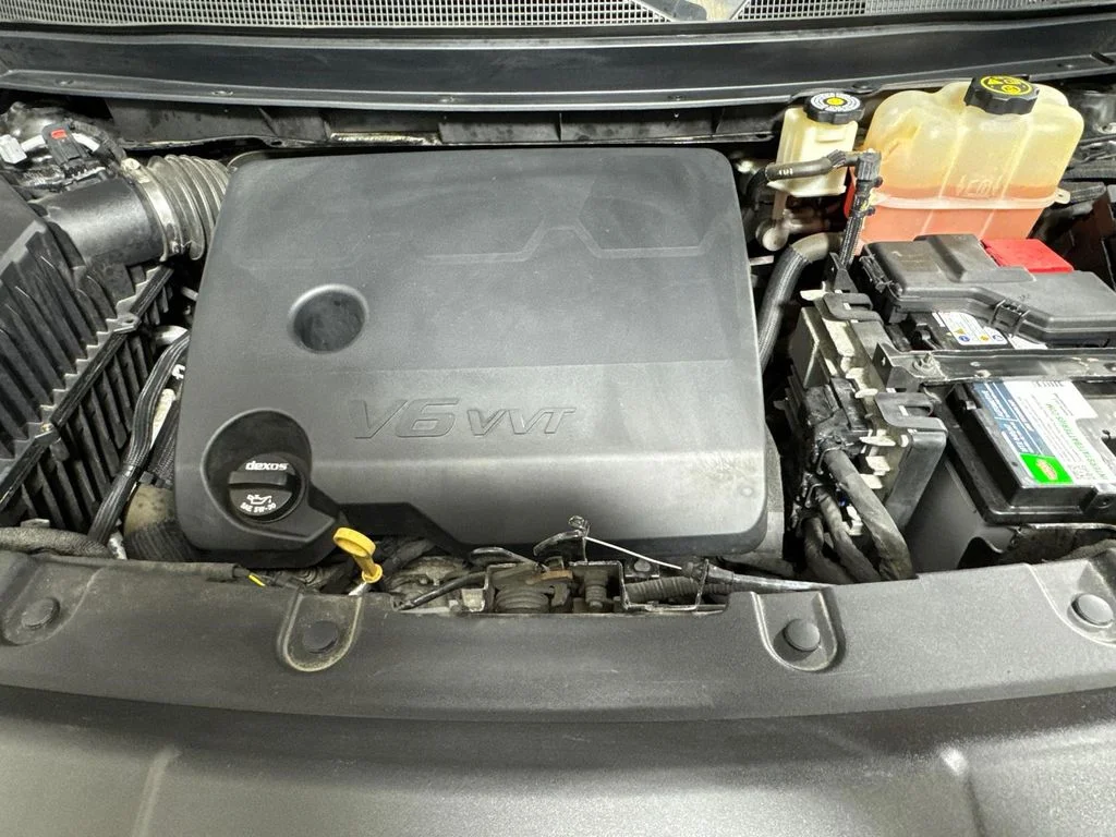 Used 2019 Black Chevrolet 3LT image 17