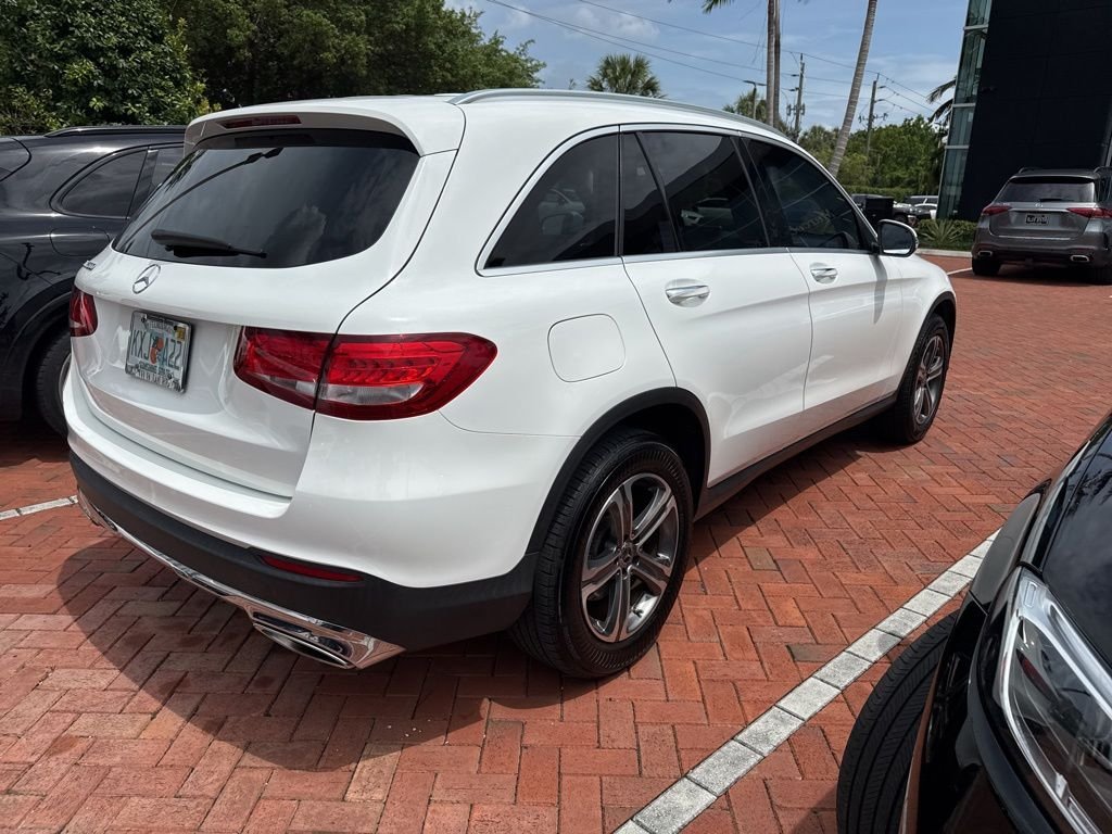 Used 2019 White Mercedes-Benz GLC 300 image 8