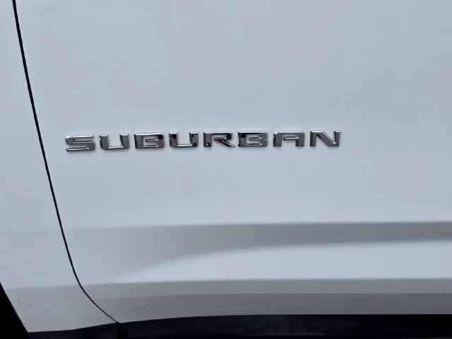 Used 2022 White Chevrolet LT image 11