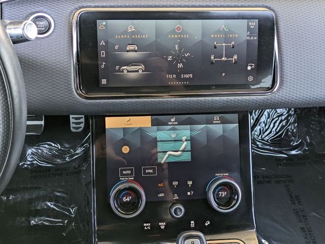 Used 2022  Land Rover Dynamic image 12