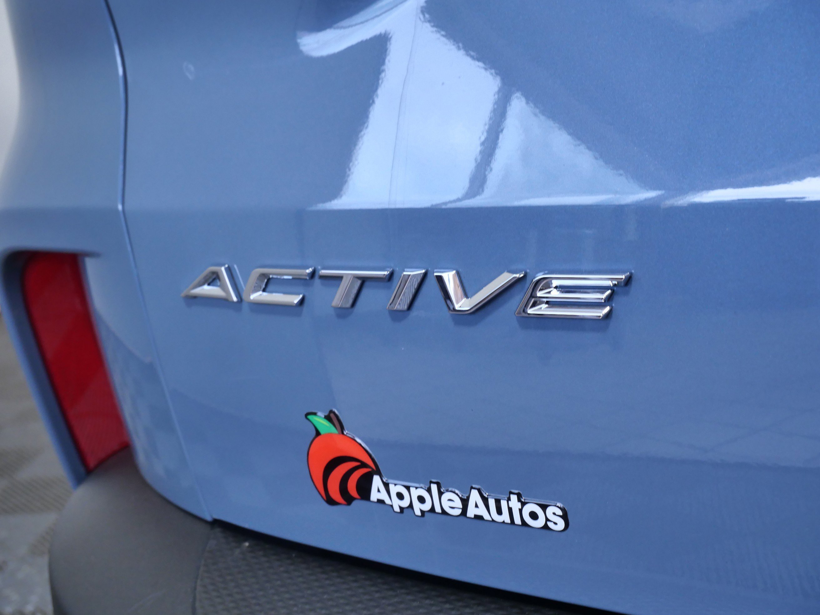 Certified Used 2023 Vapor Blue Metallic Ford Active image 9