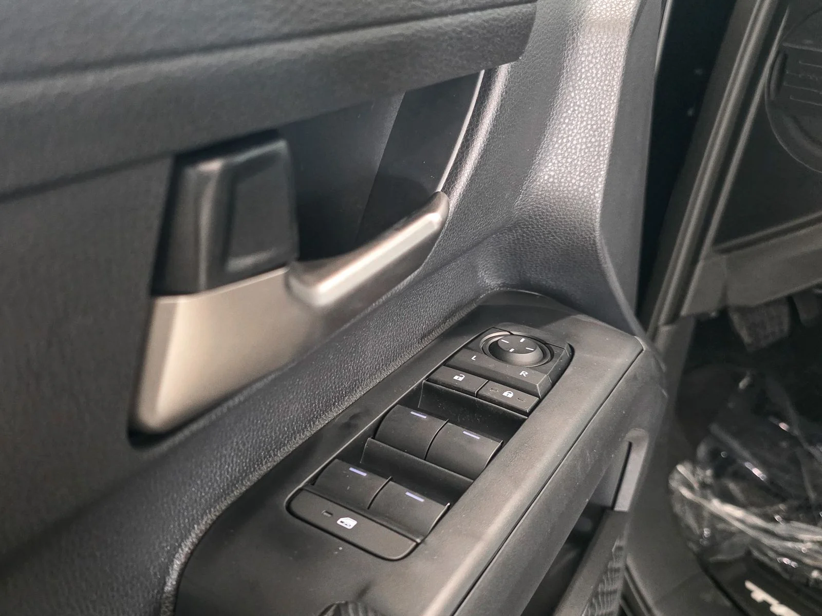 2026 Toyota Tacoma TRD Off Road - Photo 19