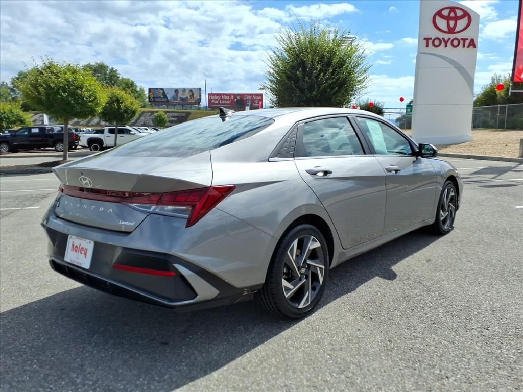 Used 2024 Silver Hyundai Limited image 4
