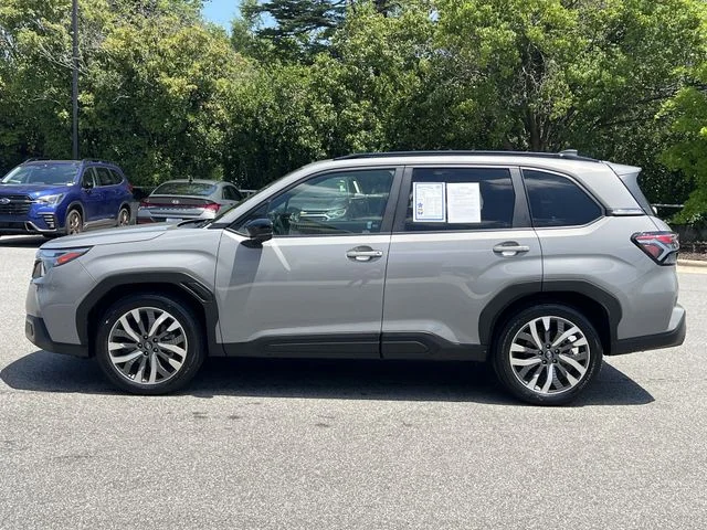 Used 2025 Beige Subaru Touring image 10