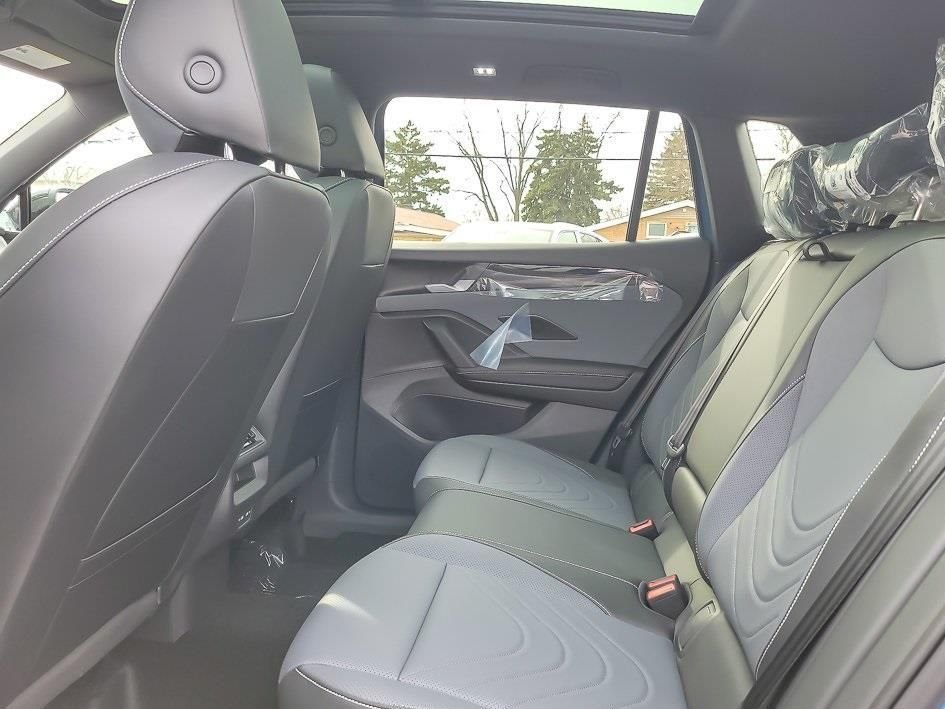 New 2026 Monterey Blue Pearl Volkswagen 2.0T SE R-Line Black image 11