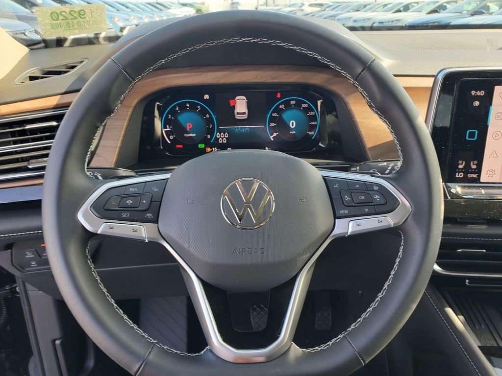 New 2026 Black Volkswagen 2.0T SE w/Technology image 9