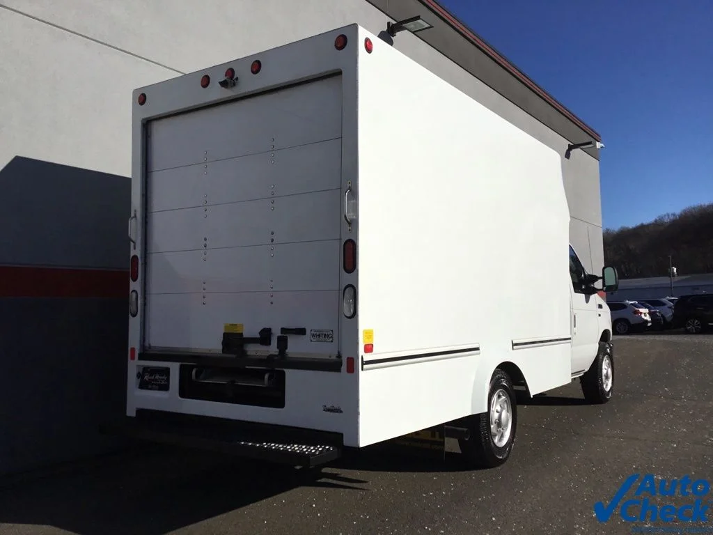 2016 Ford E-Series Cutaway Base - Photo 10
