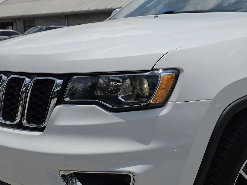 Certified Used 2021 Bright White Clearcoat Jeep Limited image 7