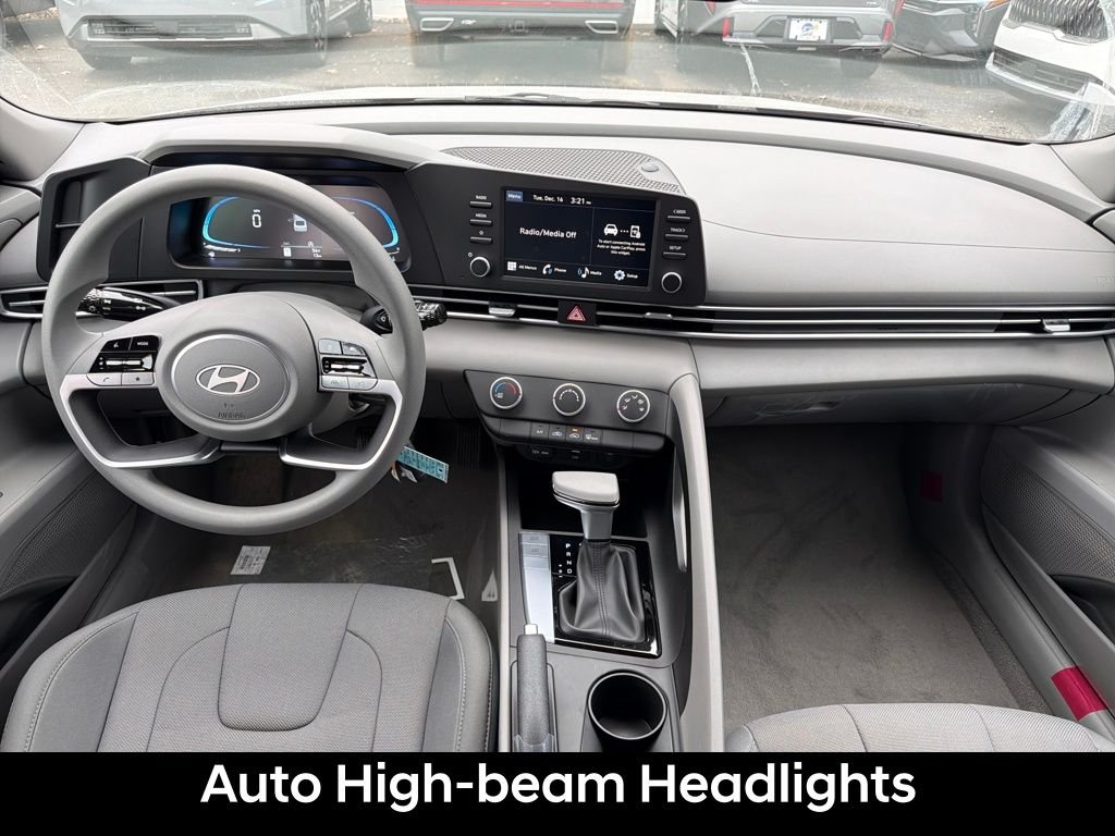 Certified Used 2026 Fluid Metal Hyundai SE image 15