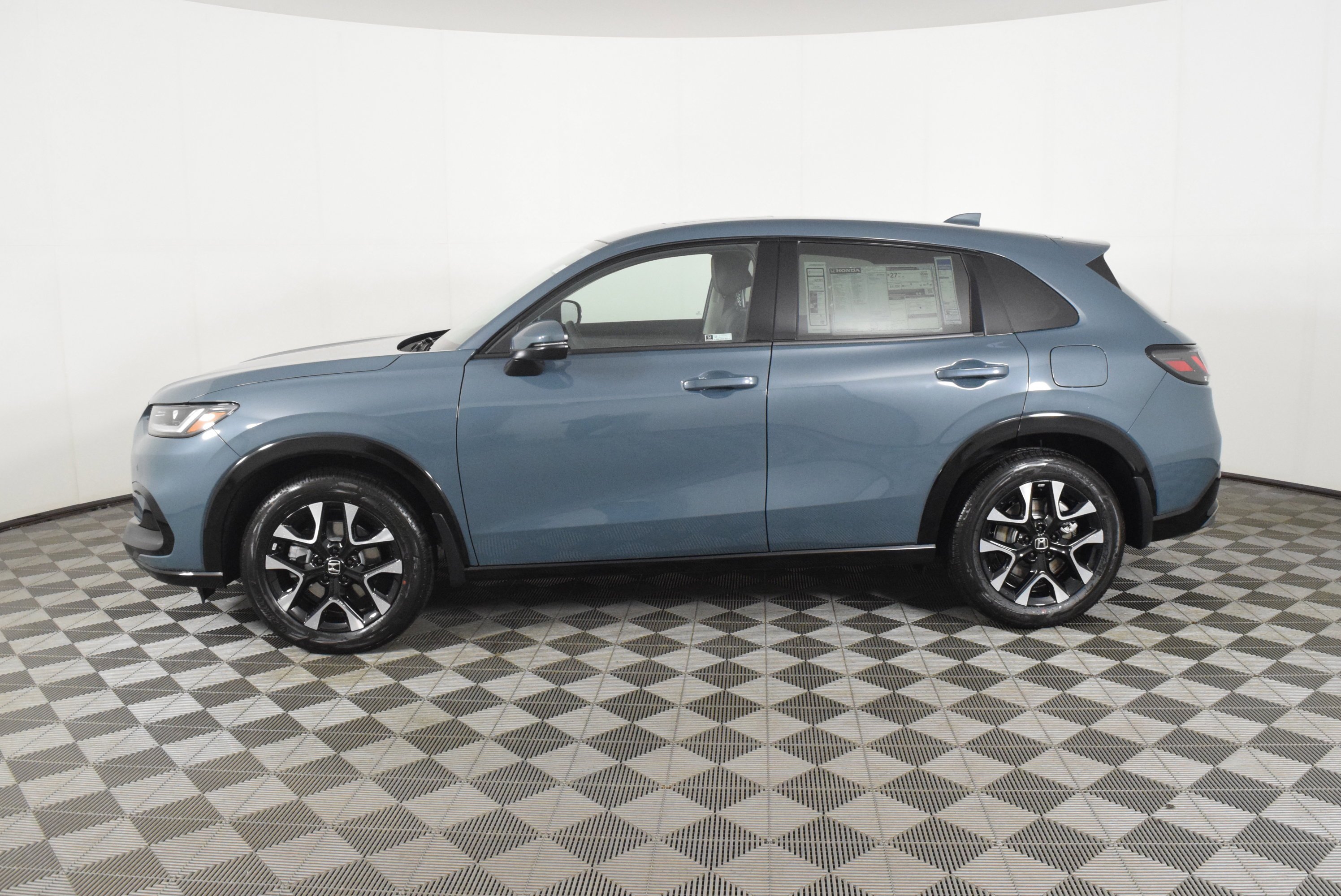 New 2027 Nordic Forest Pearl Honda EX-L image 9