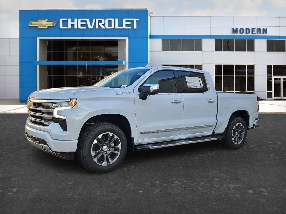 New 2026 Polar White Tricoat Chevrolet High Country image 1