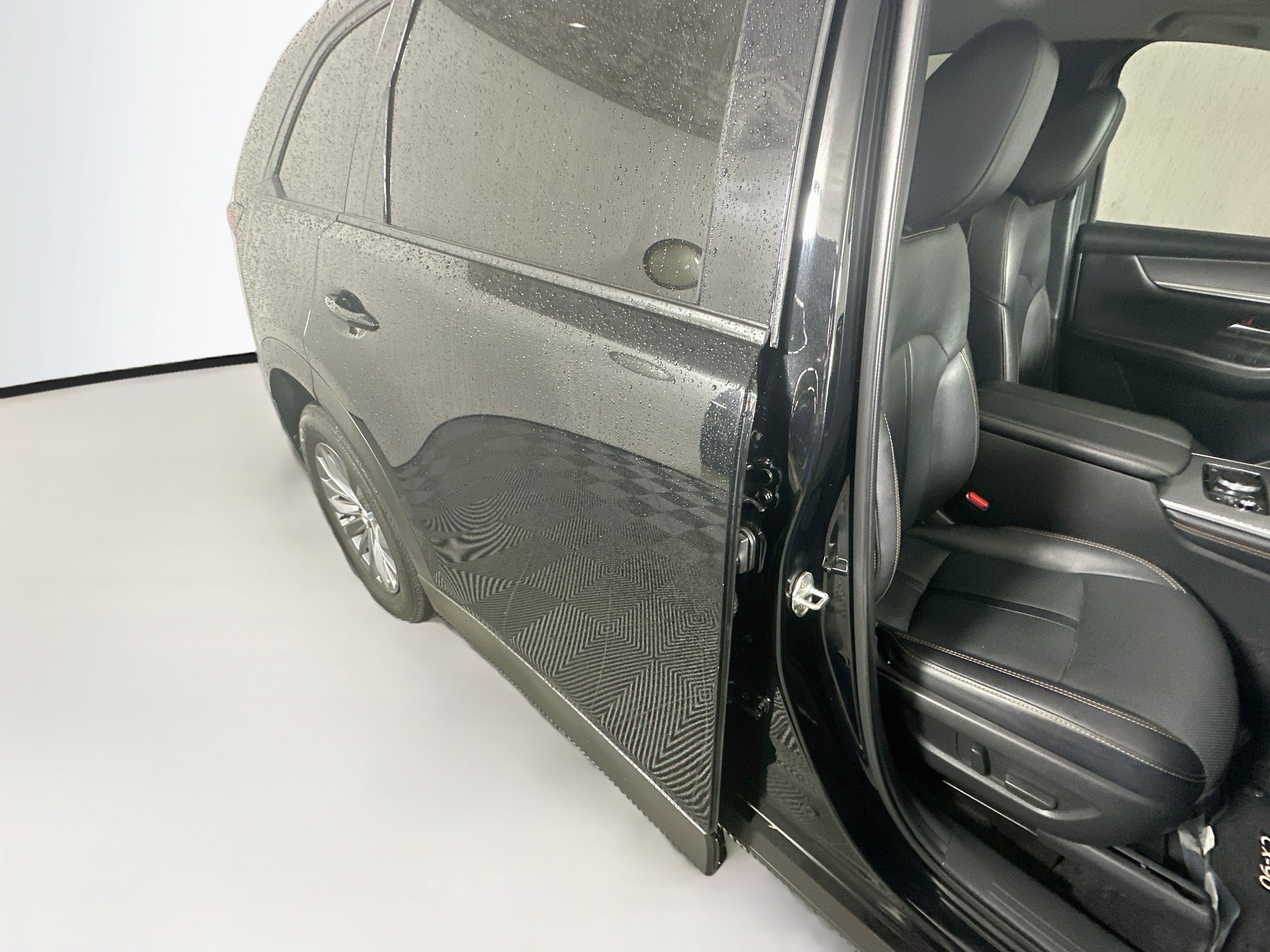 Used 2024 Jet Black Mica Mazda 3.3 Turbo Preferred image 28