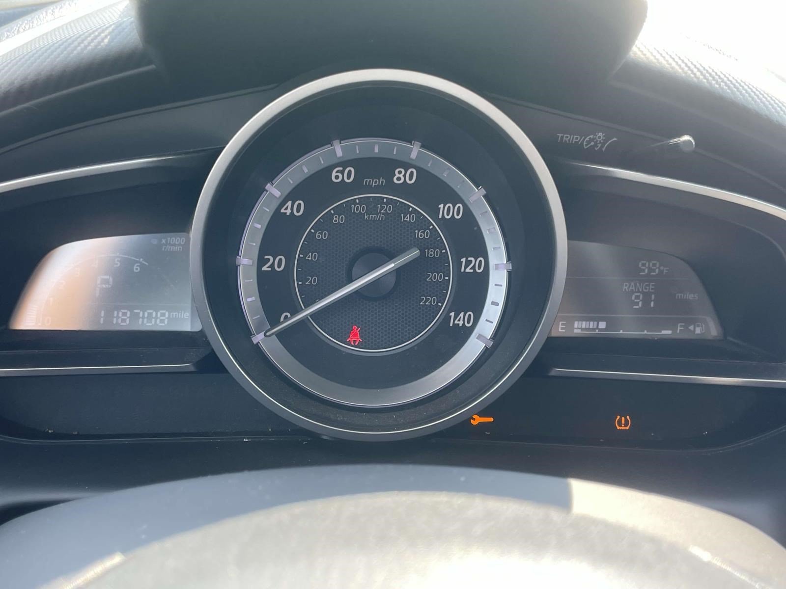 Used 2016 Silver Mazda Sport image 18