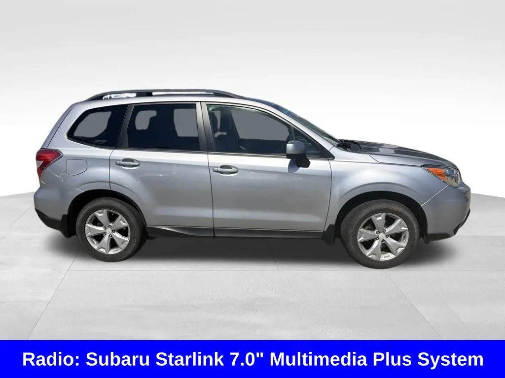 Used 2016 Silver Subaru 2.5i Premium image 4