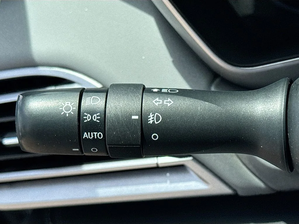 Used 2020 Silver Subaru Limited image 12