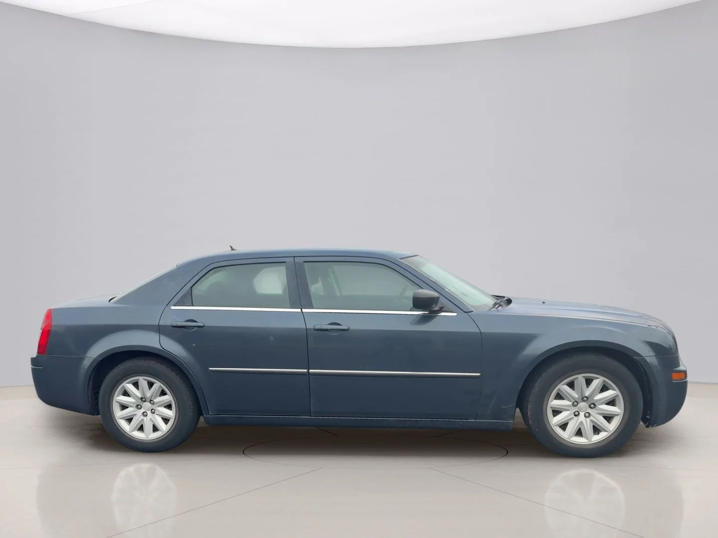 Used 2008 Blue Chrysler LX image 6