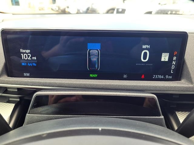 Used 2023 Gray Ford Select image 21