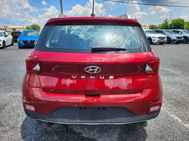 Used 2024 Red Hyundai SEL image 7