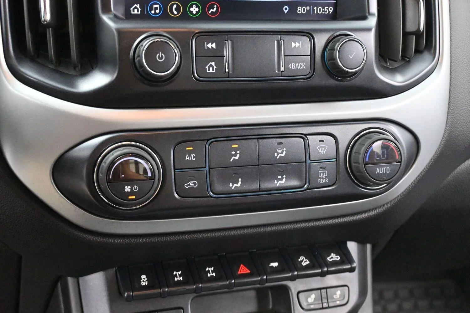 Used 2020 KINETIC BLUE METALLIC Chevrolet 4WD ZR2 image 19