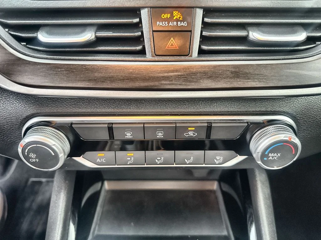 Used 2024 Black Nissan 2.5 SV image 18