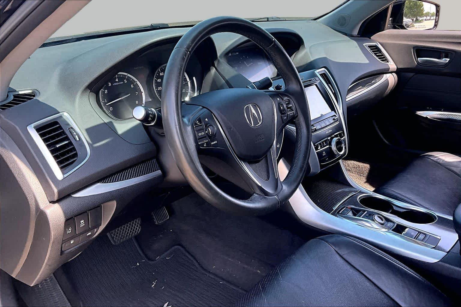 Used 2015 Crystal Black Pearl Acura V6 Tech image 15