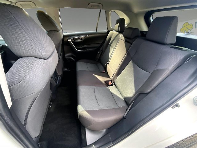Used 2025 White Toyota XLE image 21