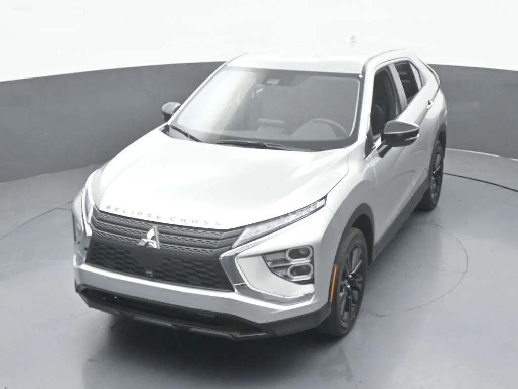 New 2026 Silver Mitsubishi LE 1.5T S-AWC image 45