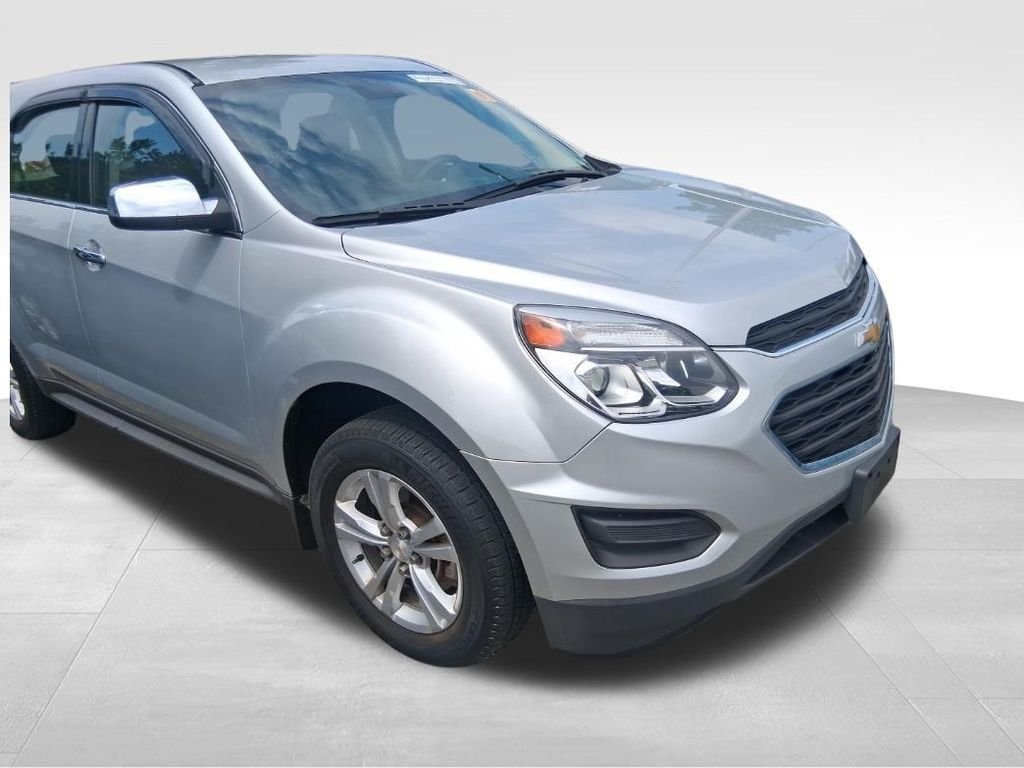 Used 2016 Silver Chevrolet LS image 18