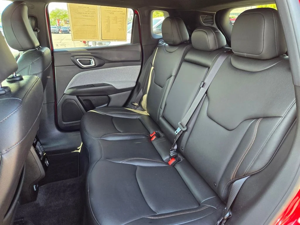 Certified Used 2024 Red Jeep Latitude Lux image 28