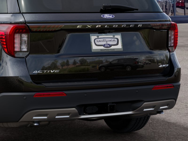 New 2027 Agate Black Metallic Ford Active image 46