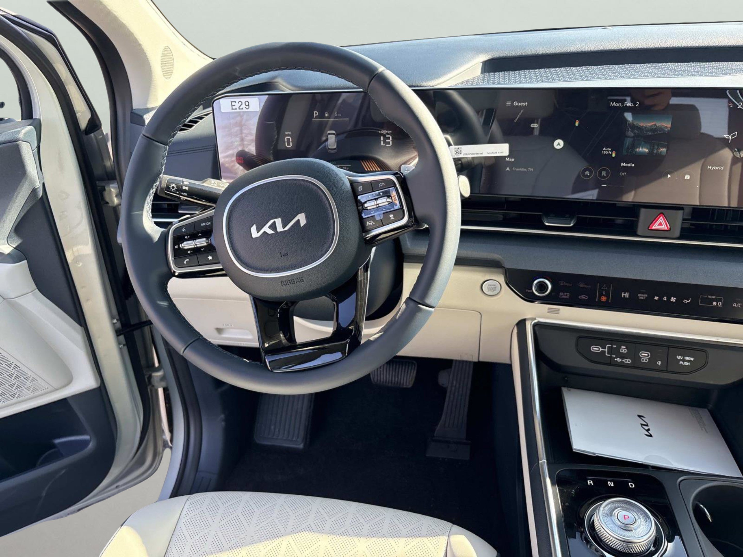 2026 Kia Carnival EX - Photo 9