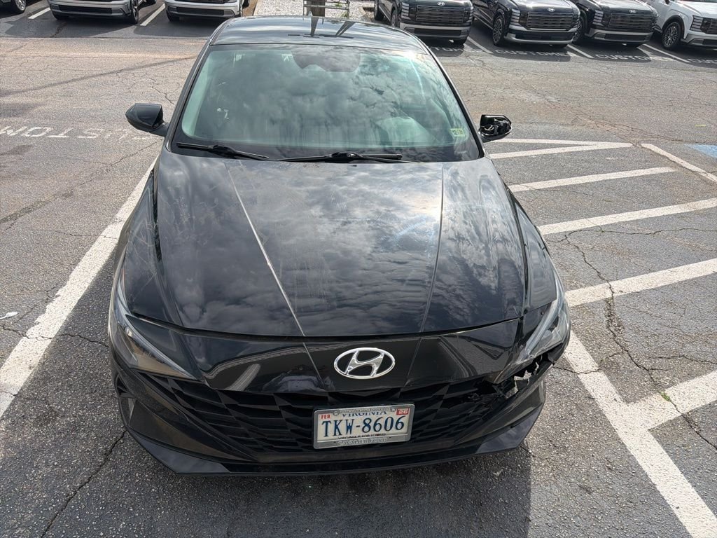 2021 Hyundai Elantra 2.0 SEL IVT's photo