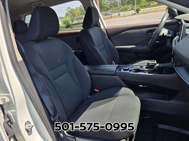 Used 2023 White Nissan S image 17
