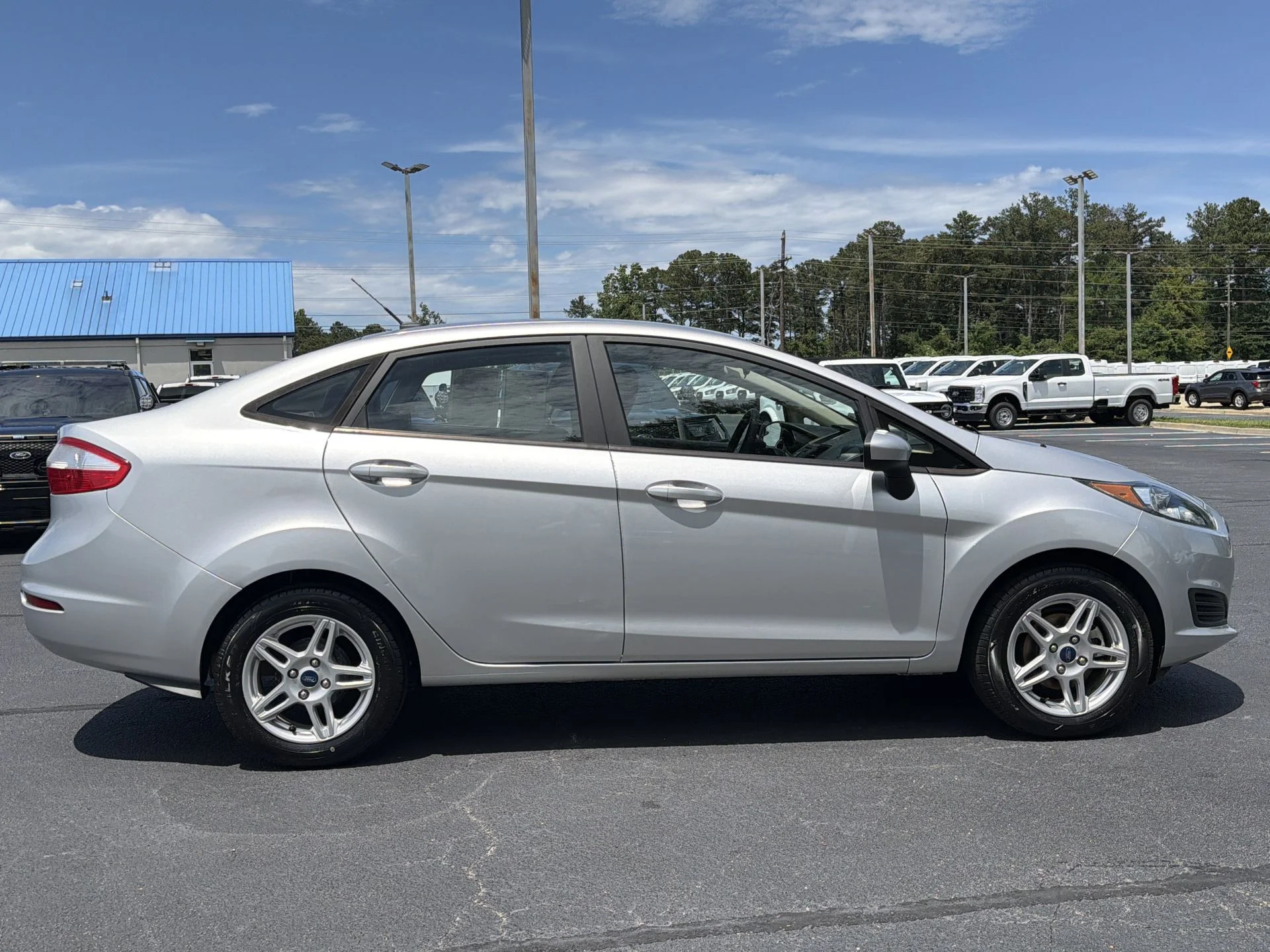Used 2018 Silver Ford SE image 25