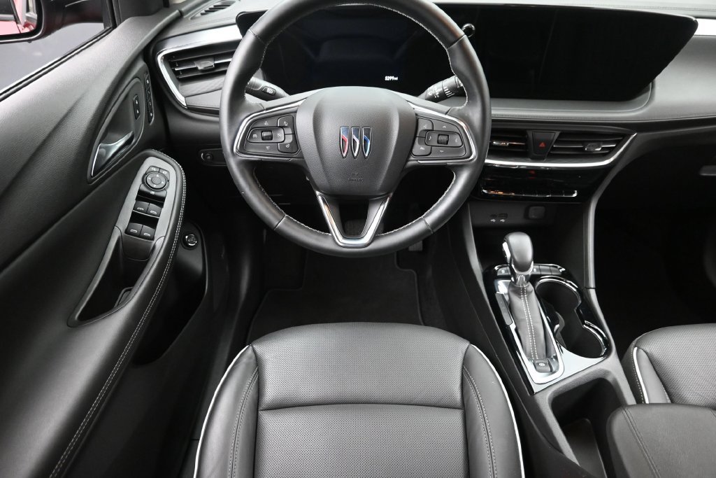Used 2024 Red Buick Avenir image 14