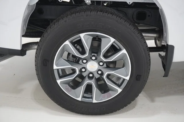 2026 Chevrolet Silverado 1500 LT - Photo 6