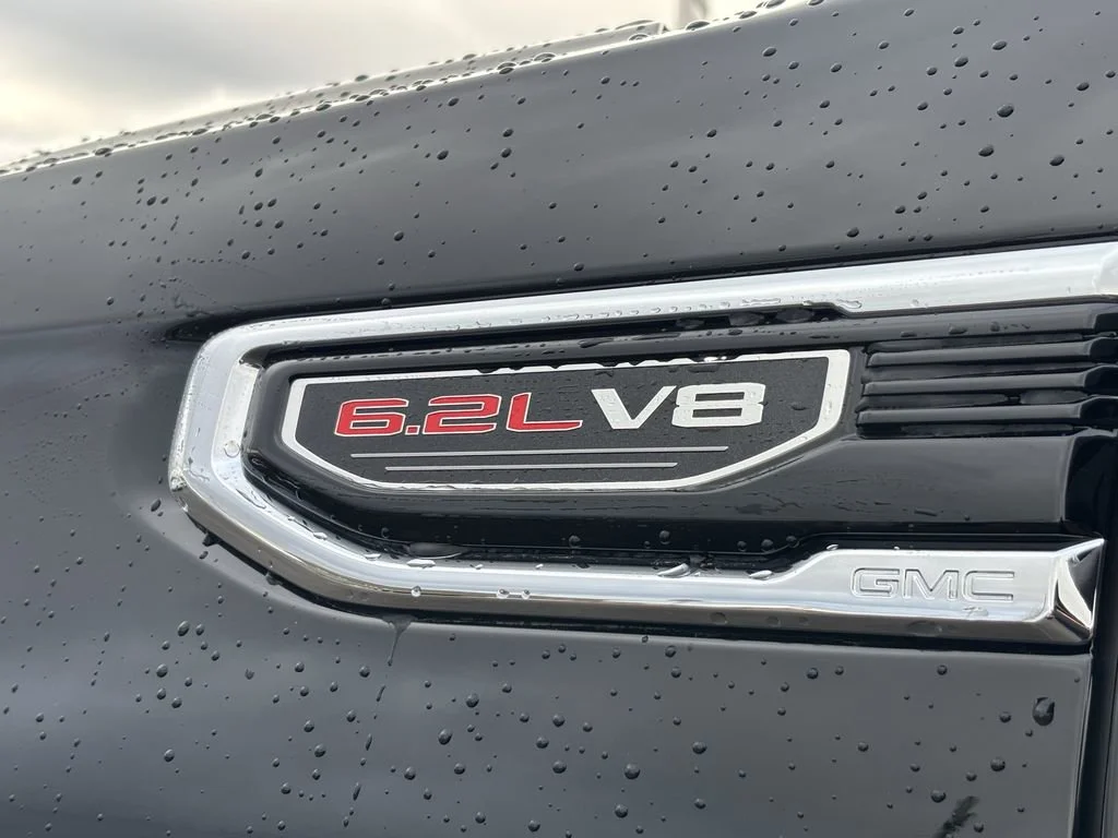 New 2026 Onyx Black GMC SLT image 10