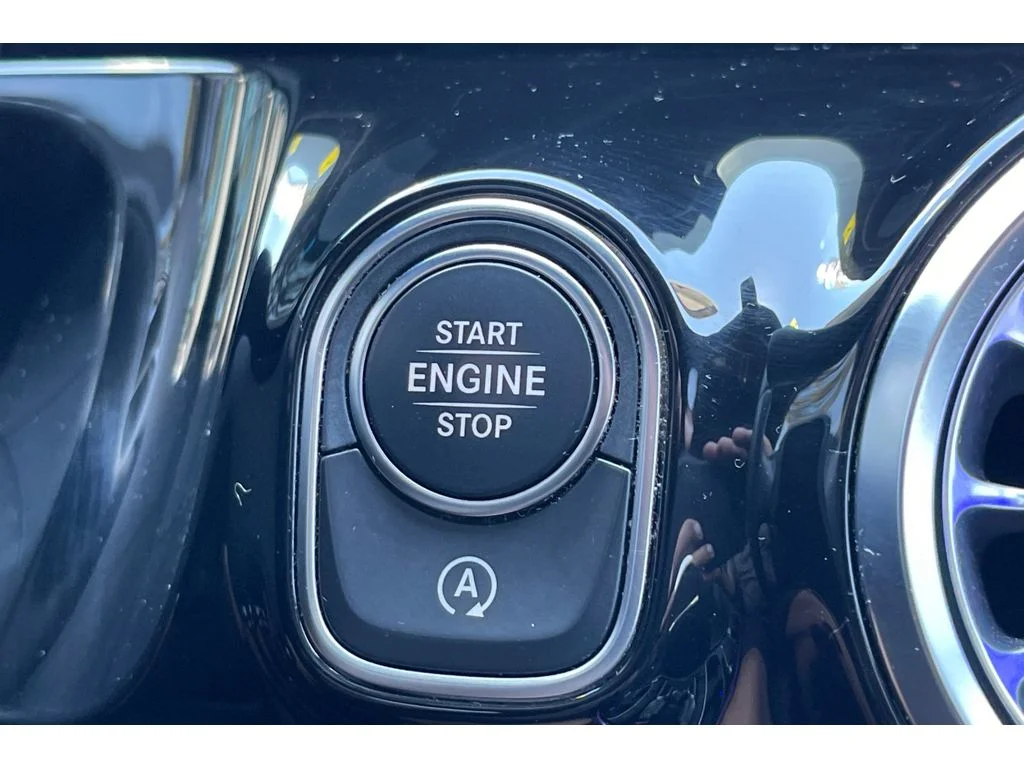 Used 2021 Polar White Mercedes-Benz 250 image 34