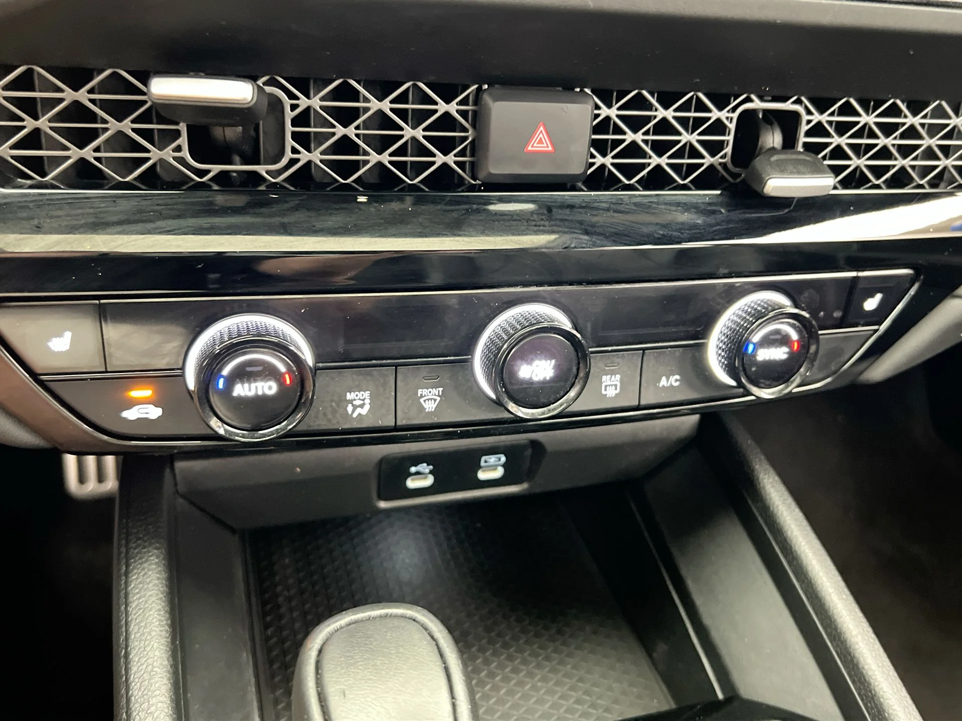 Used 2024 Gray Honda Sport-L image 24